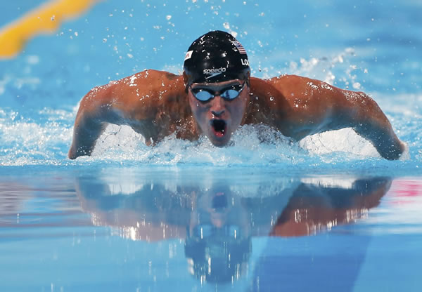 图文:男子200米混合泳决赛 罗切特在蛙泳比赛
