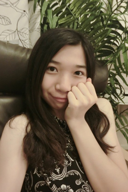 再然后,就是小编各种自恋自拍照.吃过饭的各位请自备呕吐袋.
