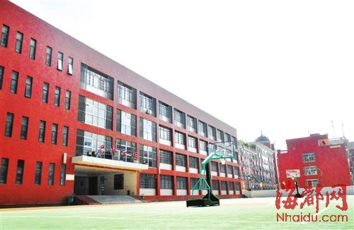 莆田城厢区名邦小学违规办学480名学生无学籍