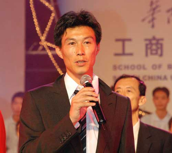 中国梦之队鸟巢迎战巴西传奇 01 区楚良