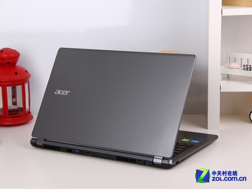 Acer V5-572银色 外观图 