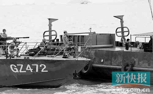 有关方面在珠江口海域进行海上反劫持演习。新华社资料照片
