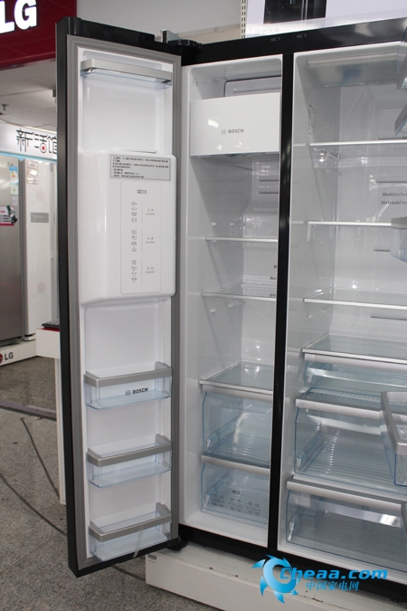 博世KAD62S51TI冰箱冷冻室