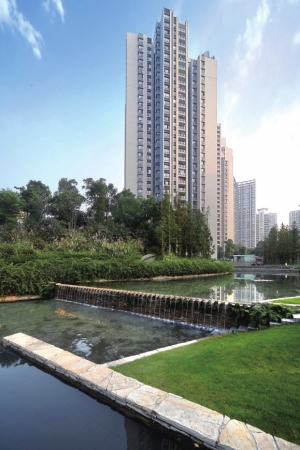 作为龙湖的典之作,重庆水晶郦城是重庆个高层低密度大型社区,为