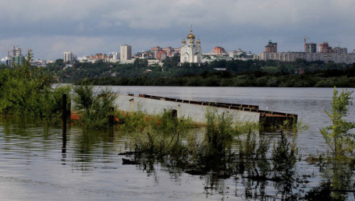 俄远东地区的阿穆尔河水位上涨，更多地区受到影响。