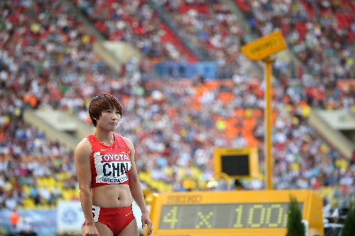 图文女子4x100米接力预赛中国选手陶宇佳