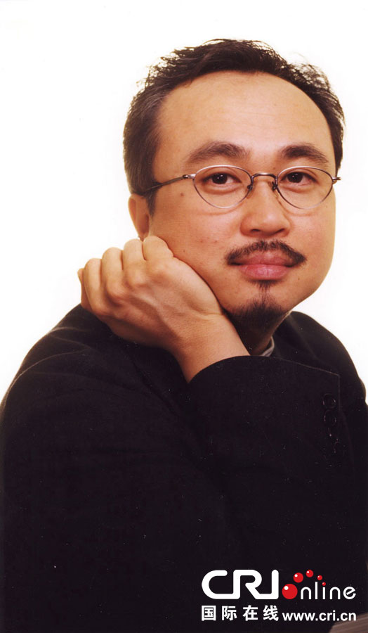 越南传奇钢琴家邓泰山将携手法国卢瓦尔大区国立管弦乐团来京演出