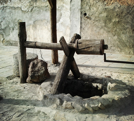 于向阳:青岛鲍岛村的百年老井