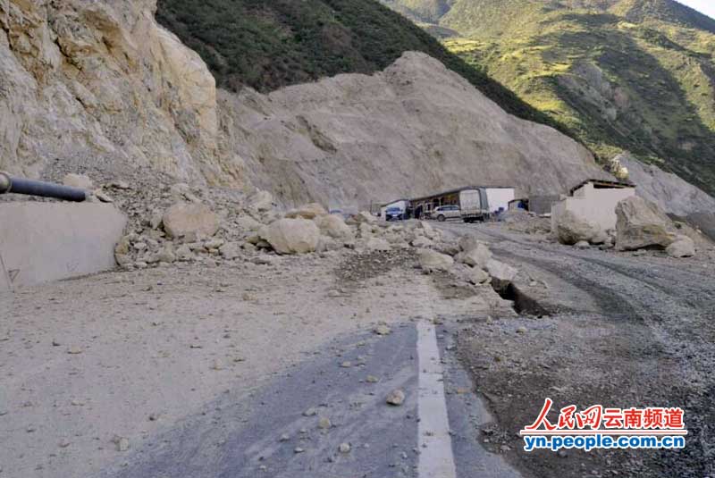 1级地震致云南迪庆近万人受灾(组图)人民网昆明