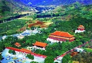 昌平燕山脚下的十三陵