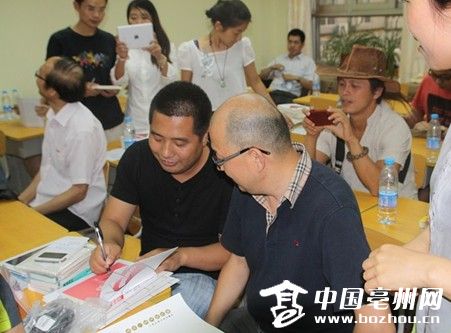 刘克亚老师支持《病由心灭》的义卖活动