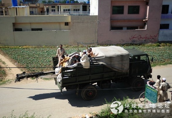 疯狂猜图直升机坠毁_疯狂猜图直升机坠落 疯狂猜图飞机坠落 黑鹰坠落 答案讲解