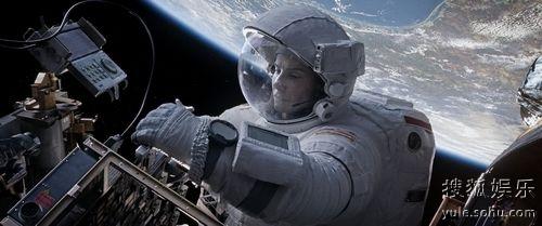 《地心引力》惊呆卡梅隆 盛赞史上最佳太空片