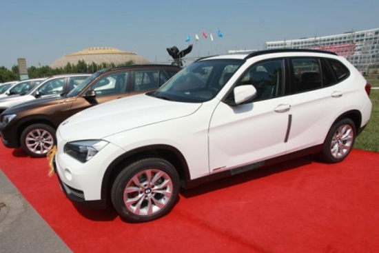天狮集团向天津天宝采购80台BMW 5系等车