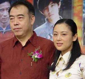 杨振宁翁帆陈凯歌陈红 “父女”夫妻秀恩爱