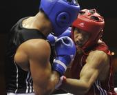 图文：拳击男子81公斤级决赛 内蒙古孟繁龙夺冠