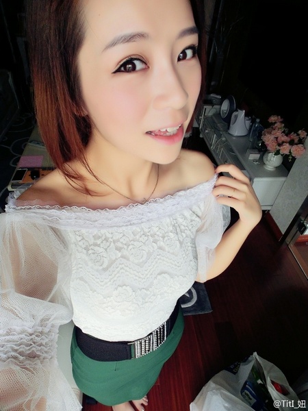 婚纱主播_婚纱情侣头像(2)