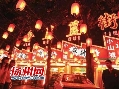 花局里夜市迎客10万人次 扬州未来将现花园式夜市