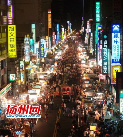 花局里夜市迎客10万人次 扬州未来将现花园式夜市