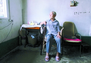 “常回家看看”入法两月不常来的儿女依旧不常来