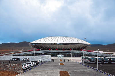 世界海拔最高民用机场四川稻城亚丁机场通航