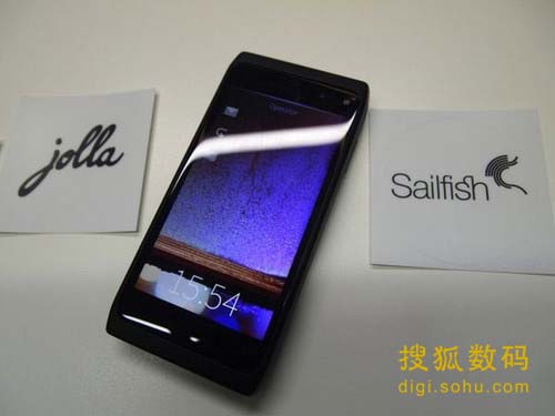 首款Sailfish OS手机年底推出:售价达399欧元