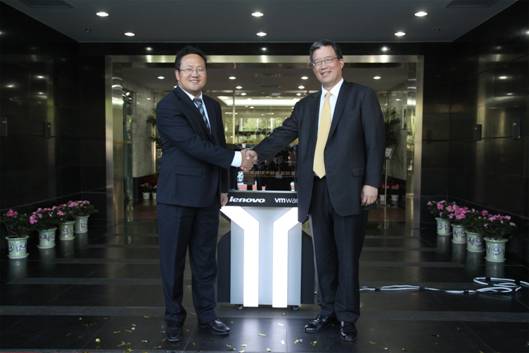 联想集团副总裁李祥林与VMware大中华区总裁宋家瑜出席联合实验室落成仪式
