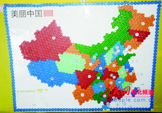 近日,由武昌理工学院7名学生制作的"瓶盖版"中国地图,吸引了众多师图片