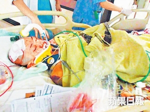 云南高考女状元香港遭车祸重伤(组图)