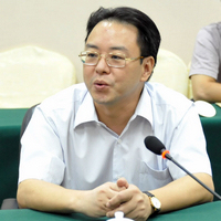 近日,广东省委组织部有关负责人到省地质局宣布干部任命决定:吴卫华
