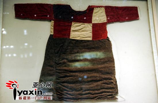 由自治区博物馆和自治区文物考古研究所共同主办的《新疆古代服饰的