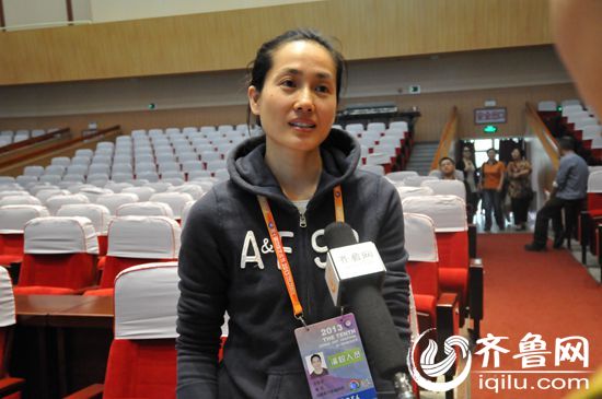 国家一级演员王君安接受齐鲁网记者专访