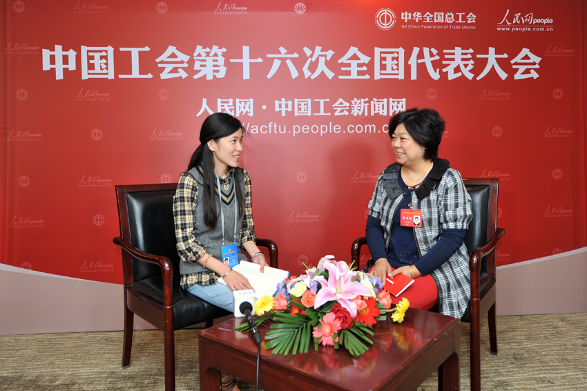 高清:中国工会十六大新闻中心人民网访谈室准