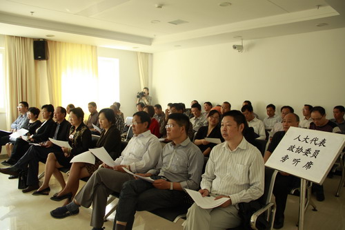 十堰市人大常委会组织部分市人大代表旁听法院