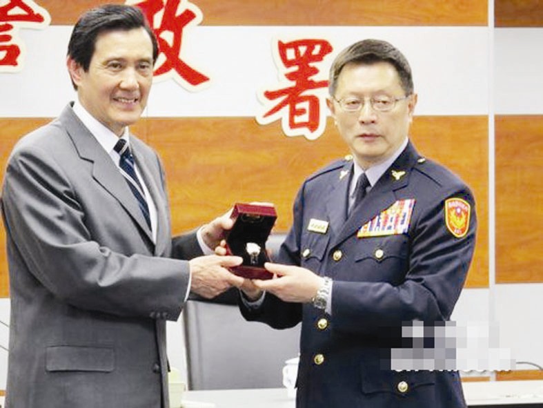 (图)据台湾"今日新闻网"17日报道"警政署长"王卓钧17日出席"立法