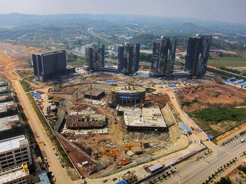 广西南宁国家经济技术开发区建设提速(组图)