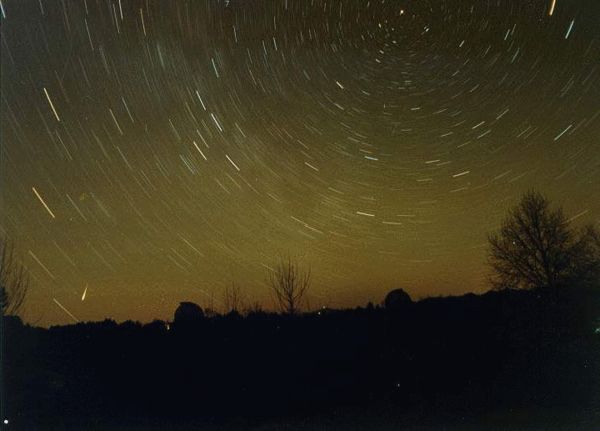 猎户座流星雨将光临地球 午夜星空绽放(组图)