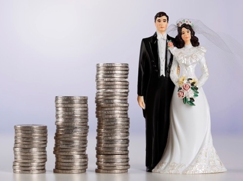 调查称韩国人结婚平均费用高达近30万元 还不