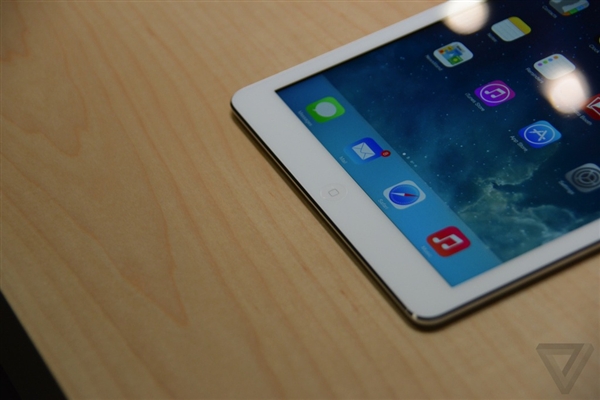 苹果力作：iPad Air/mini 2新鲜试玩+图赏