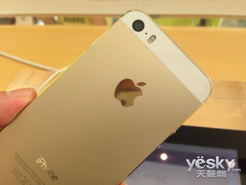 iPhone 5C抢尽风头 各价位首选智能机推荐