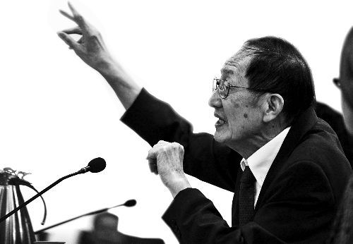 诺奖得主崔琦62年后首次回乡(组图)
