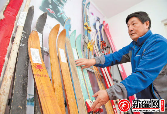 拿出珍藏滑雪板 新疆滑雪队老教练想办个大展