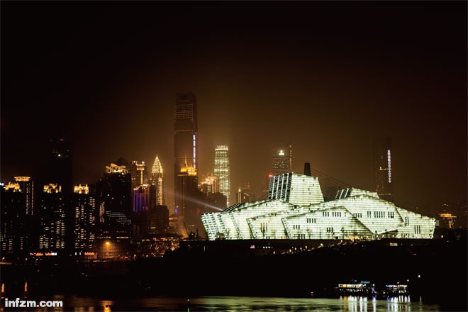 奢侈重庆:一座城市的时尚路线图-连云港(6010
