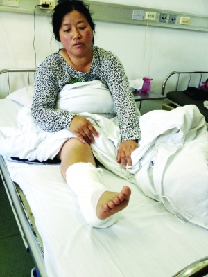 朱红英对右小腿手术过程中出现的状况感到很意外