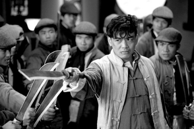 看点:该剧以侠盗"燕子李三"为原型,将武侠剧,抗战剧,励志剧完美