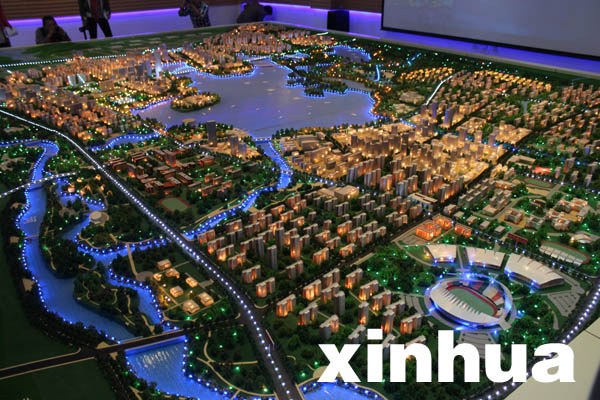 规划中的黄冈城东新区基础设施正在紧锣密鼓地建设,图为新区规划模型.