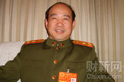 新疆军区政委刘雷少将 出任新疆自治区党委常