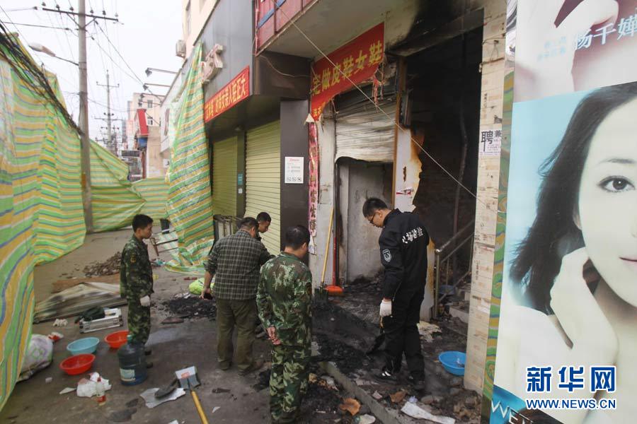 郑州一村庄居民楼发生火灾 造成7人死亡1人受