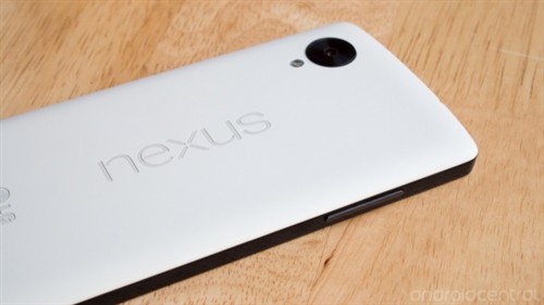 前黑后白熊猫机 白色nexus 5真机照片