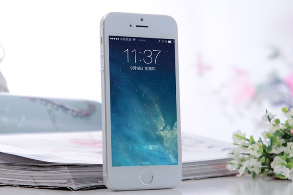 安明锋官方网首发四核国产iPhone5s 其国产S